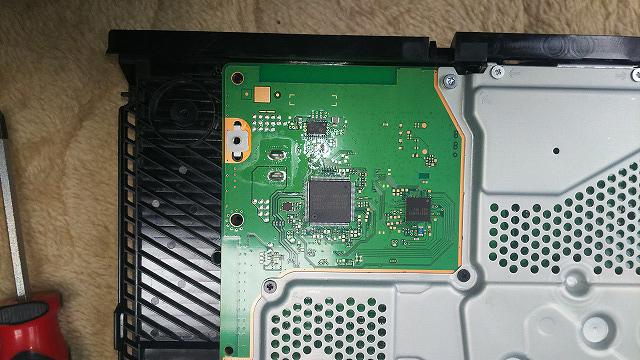 自分で修理する！ PS4のBLOD 分解方法 修理 - ゲーム修理ドットコム